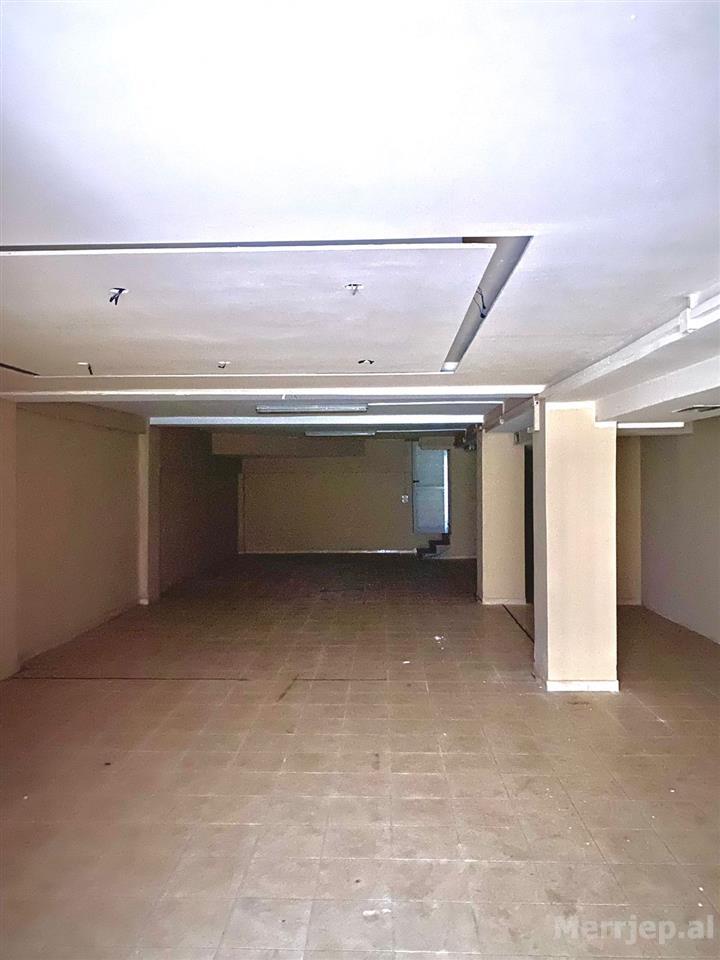 OKAZION!!! Ambient 180 M2- 95.000 Euro Tek 21shi | Tiranë